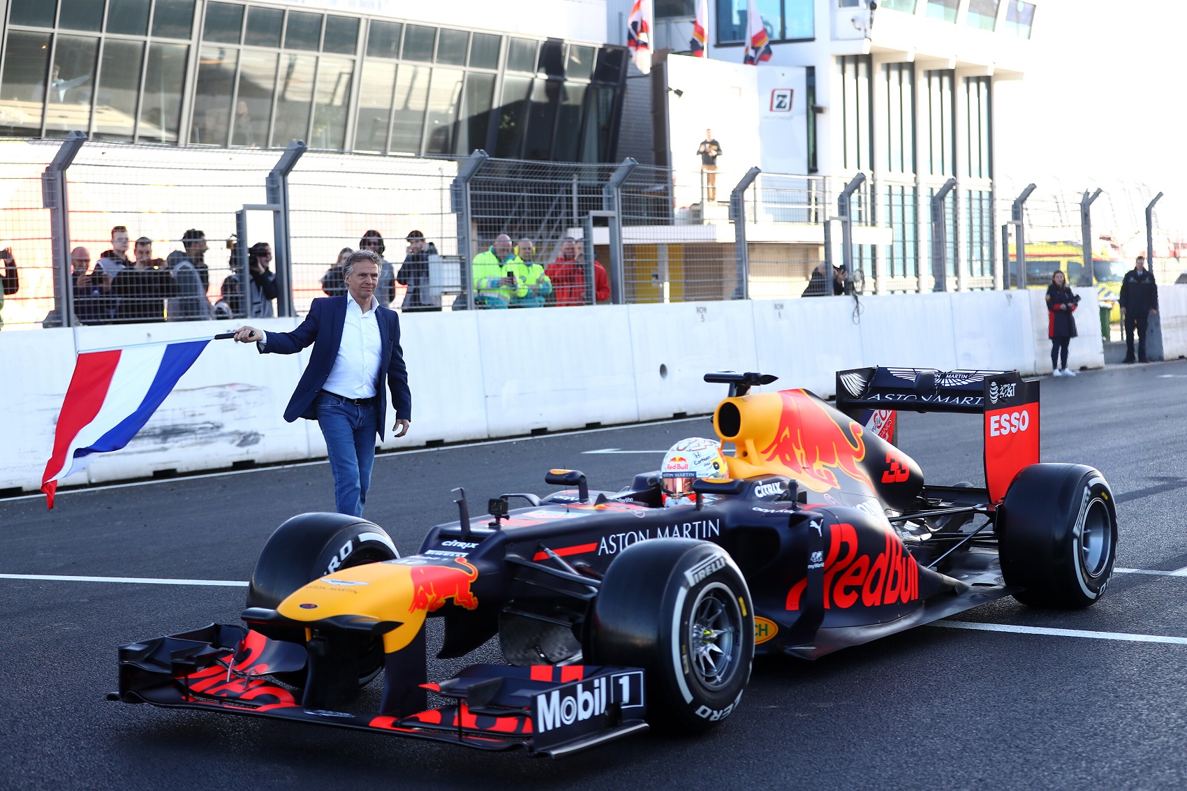 Verstappen szerint is sok lesz már a zandvoorti reklámból
