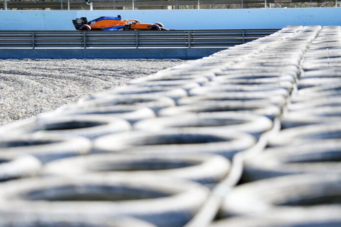Carlos Sainz, McLaren, racingline.hu