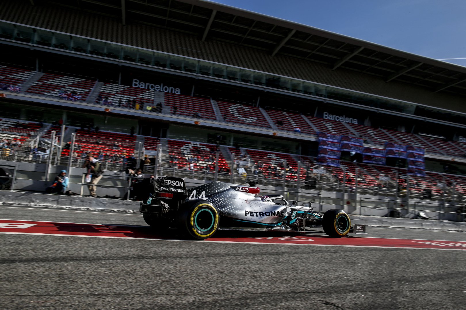 A szakértők jósoltak: Megnyugtató előnyben a Mercedes