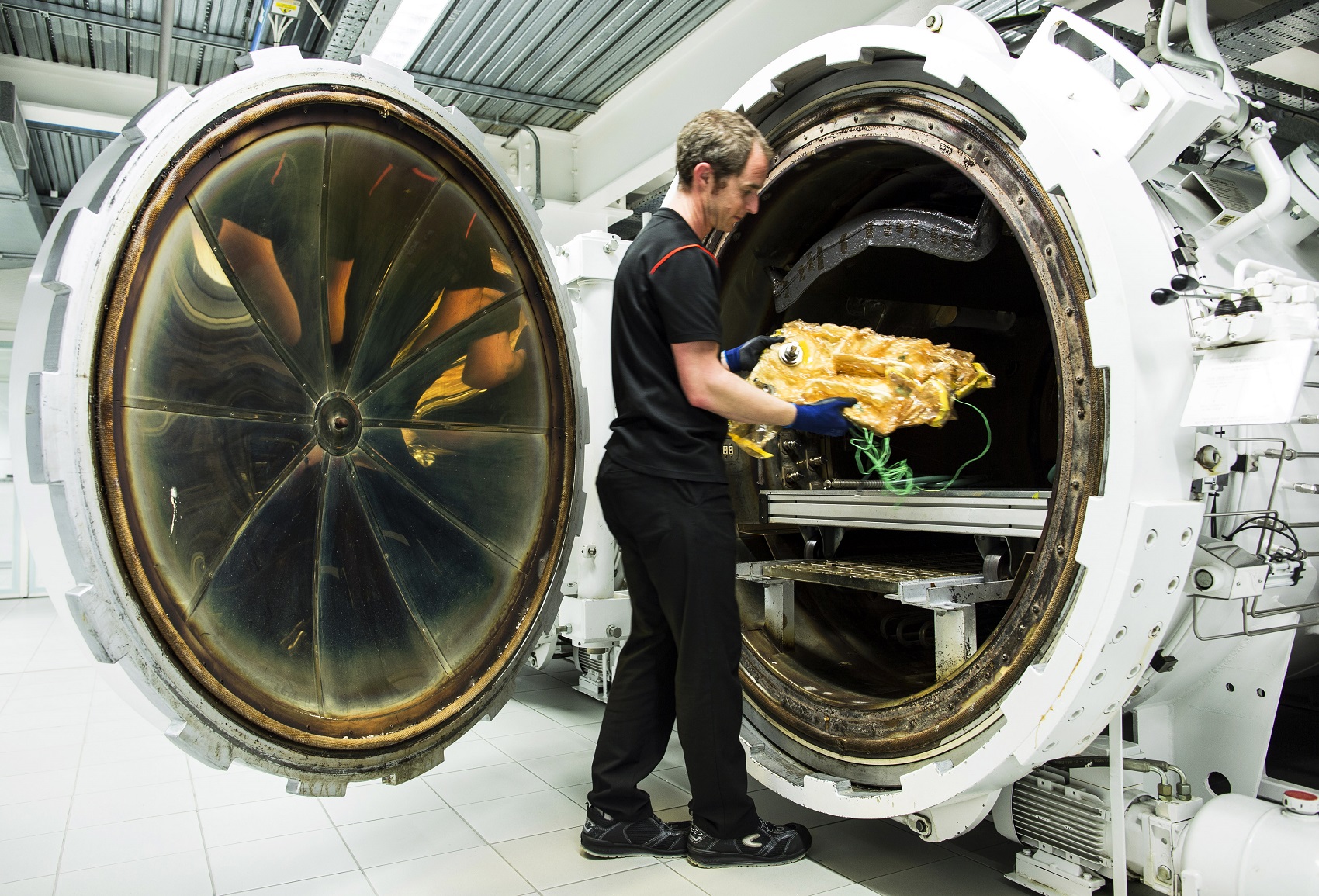 A McLaren, Mercedes, Red Bull és a Williams lélegeztetőgépet gyártana