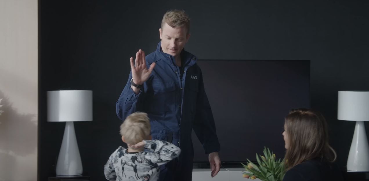Reklámvideó a Räikkönen-családdal: Kimi „zárszerelőnek” állt