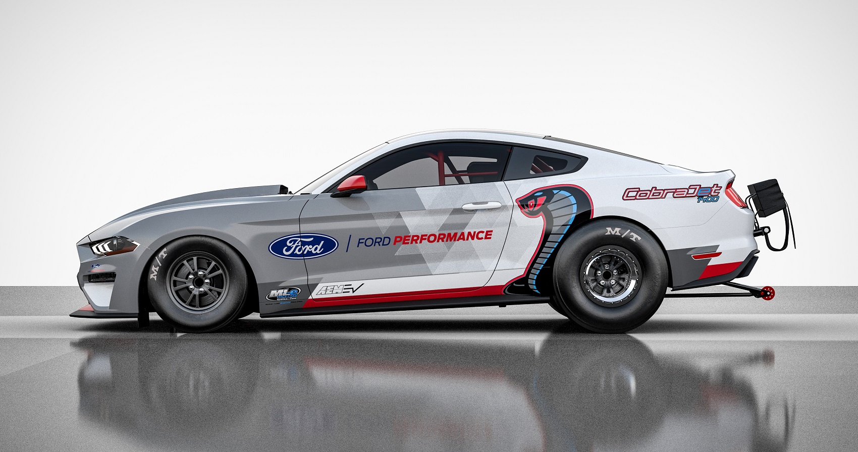 A Ford Performance bemutatja első gyári kivitelű, tisztán elektromos hajtású dragsterének prototípusát