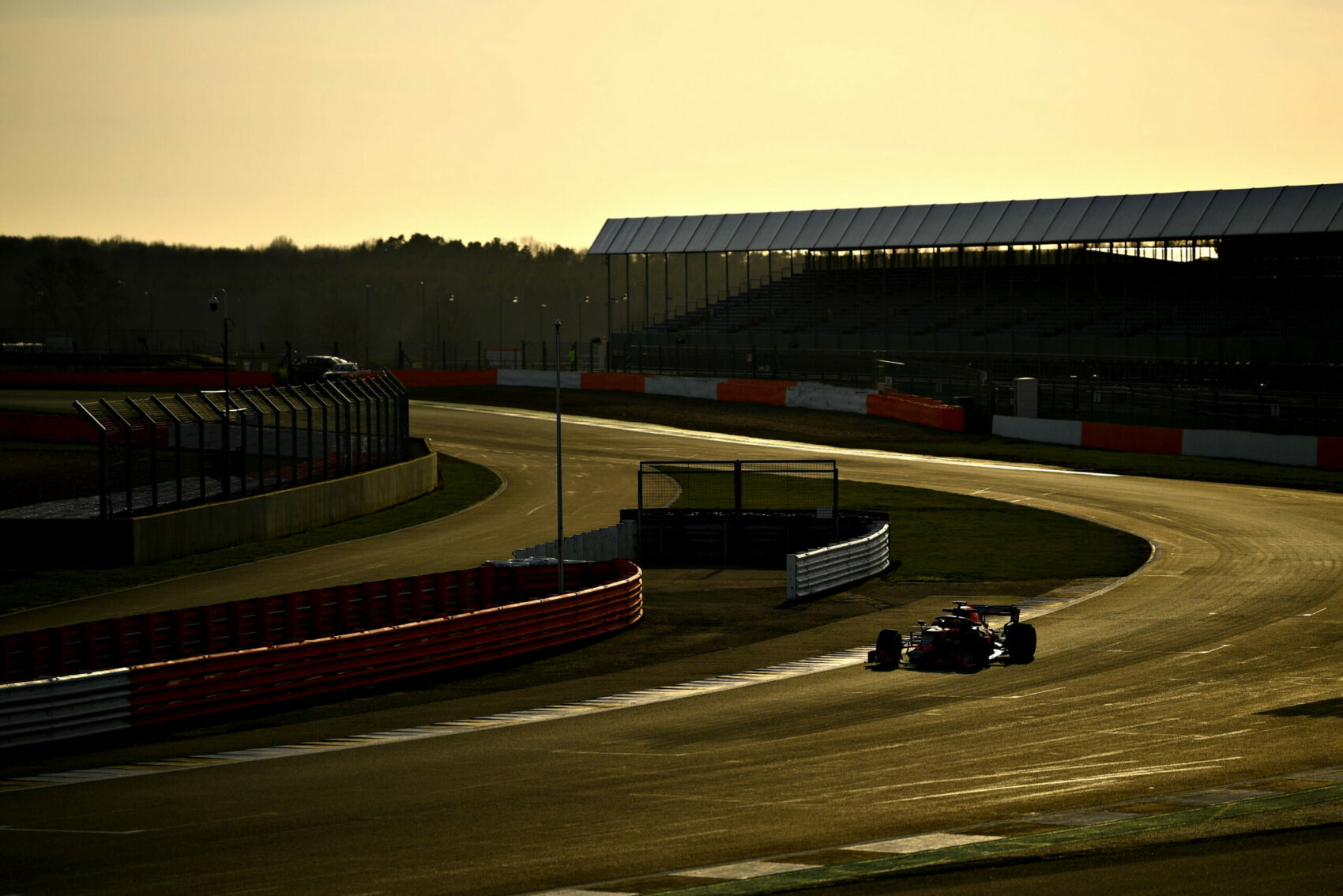 Augusztusra csúszhat a Brit Nagydíj