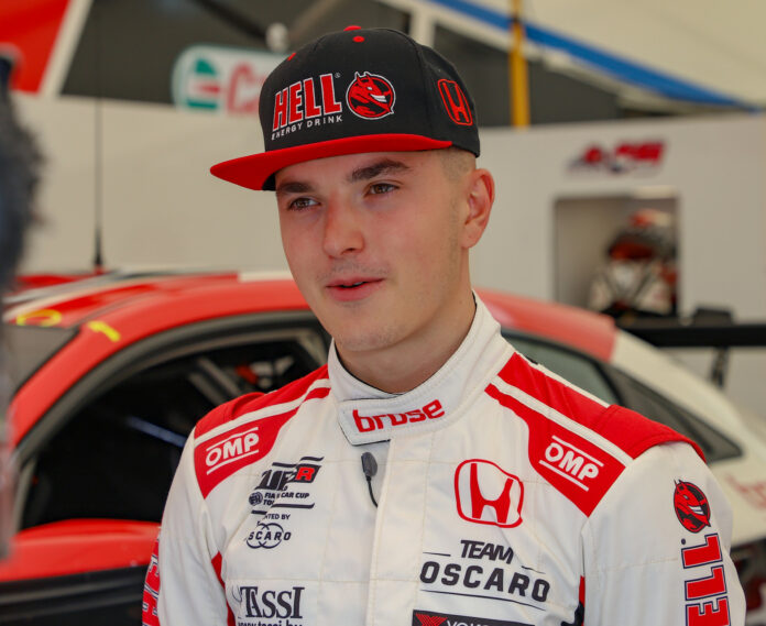 Tassi, racingline
