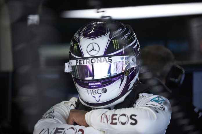 Lewis Hamilton, Mercedes, racingline