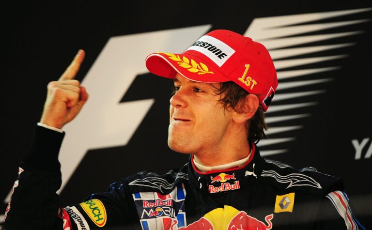 Mateschitz szeretné, ha Vettel “hazatérne” a Red Bullhoz?