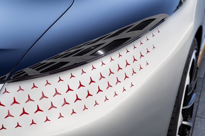 Mercedes-Benz Vision EQS, Hamilton