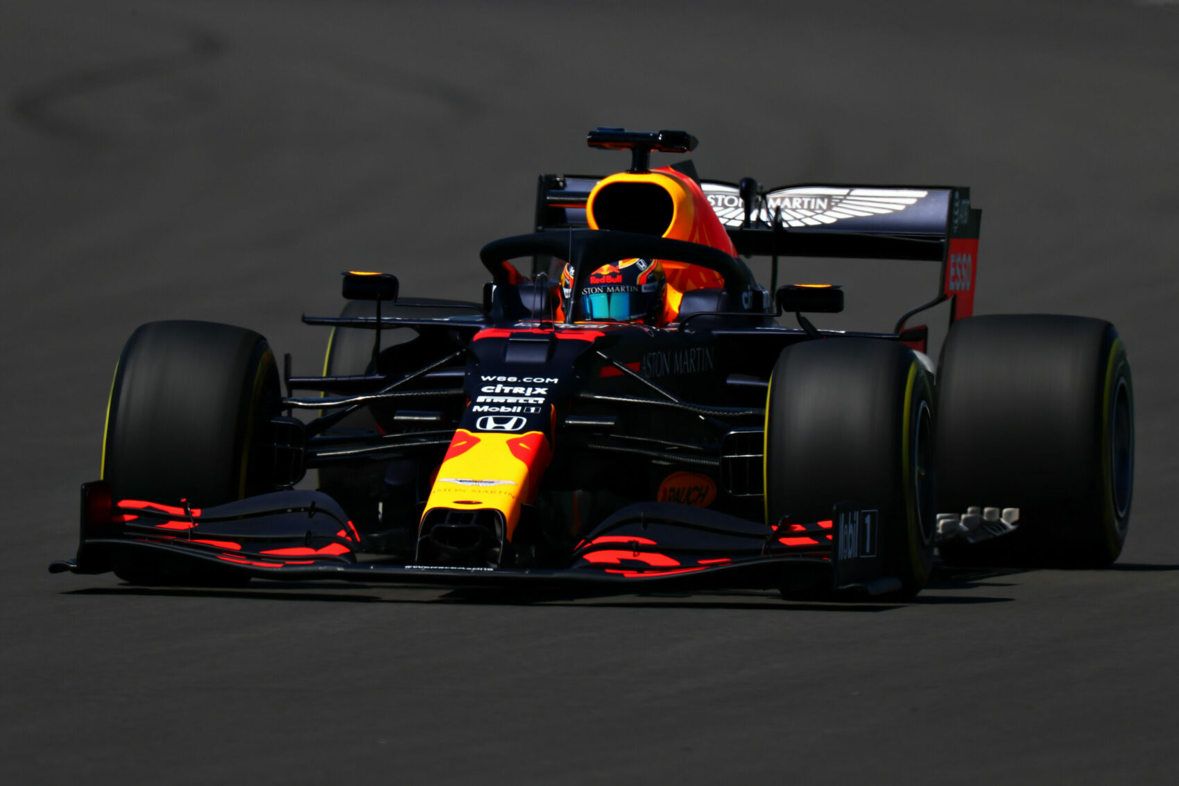 Horner: Albon egyre csak erősebb lesz