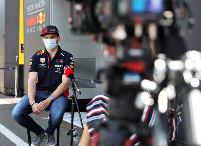 Max Verstappen, Red Bull, racingline