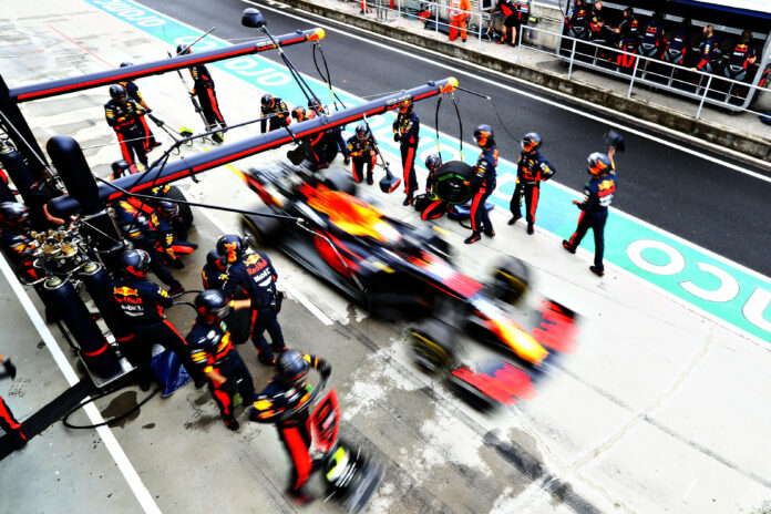 Max Verstappen, Red Bull, kerékcsre, racingline