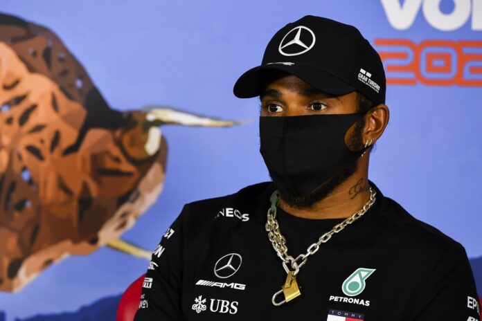 Lewis Hamilton, Mercedes, racingline