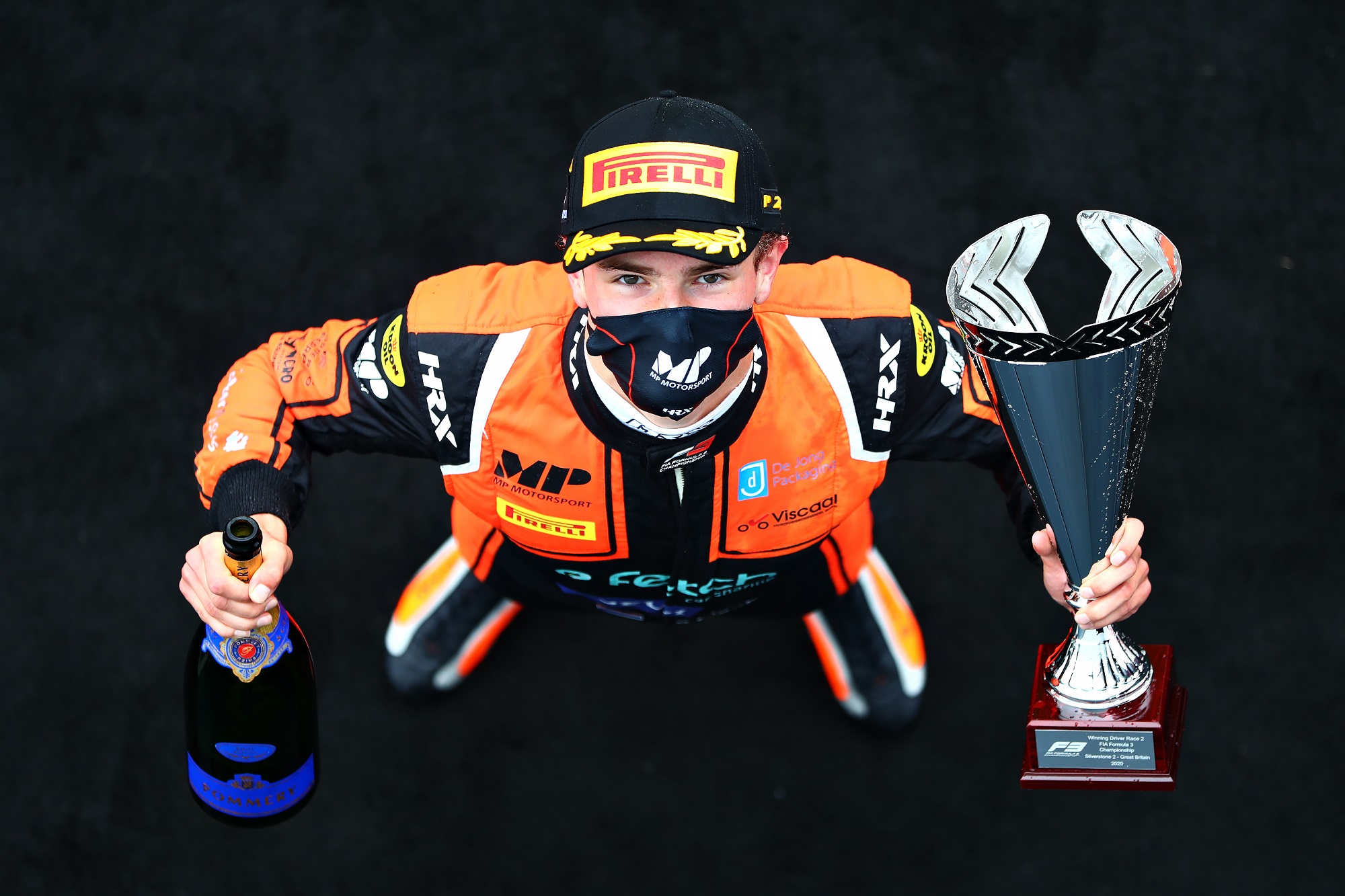 Verschhor és Viscaal is teljes szezont teljesíthet a csapatuknál