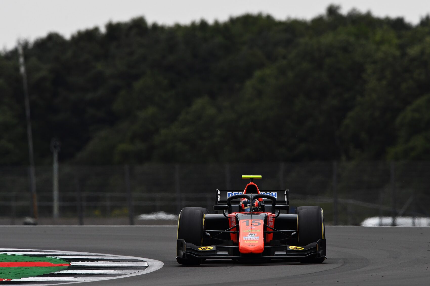 Drugovich nyert, Schumacher harmadik lett a barcelonai sprintversenyen