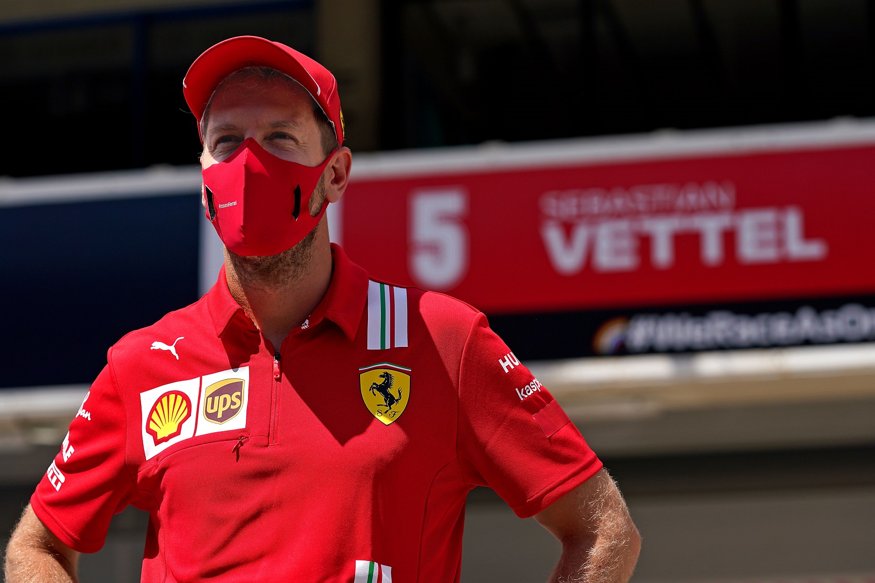 Vettel szomorúnak, sokkolónak és elbűvölőnek tartja a gazdálkodást