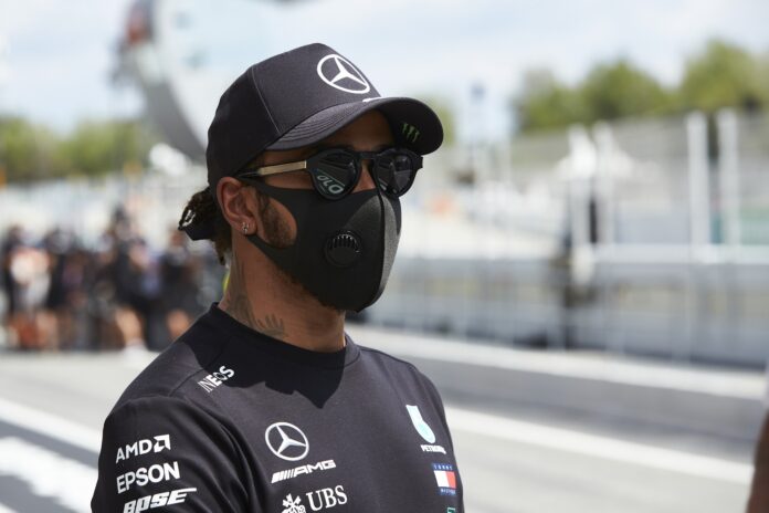 Lewis Hamilton, Mercedes, racingline