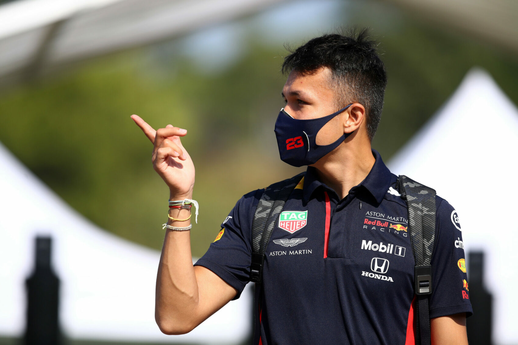 Albon már tud viccelődni az elveszített Red Bull ülésen