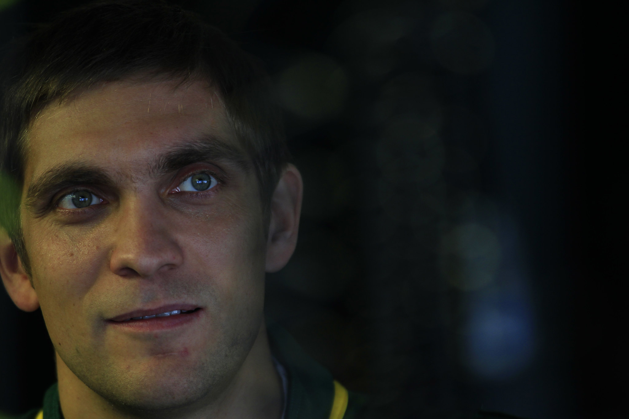 Édesapja halálhírére Petrov azonnal hazautazott