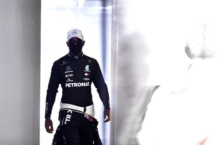 Lewis Hamilton, Mercedes, racingline
