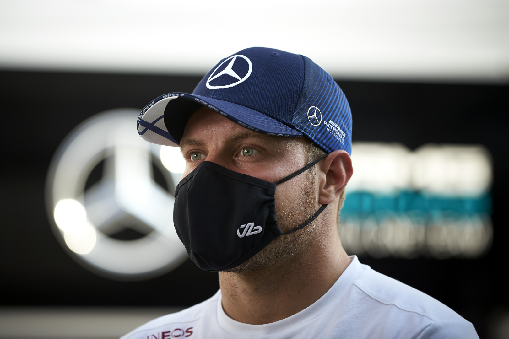 Bottas, Ricciardo és Verstappen nyitottak az élen