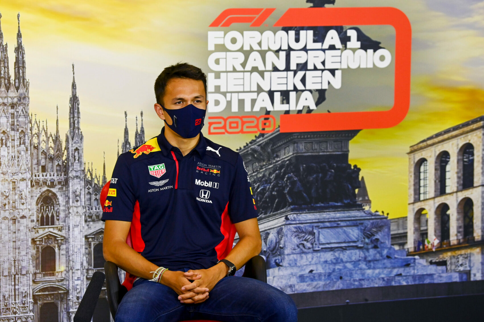 Albont nem érdekli Hamilton kritikája