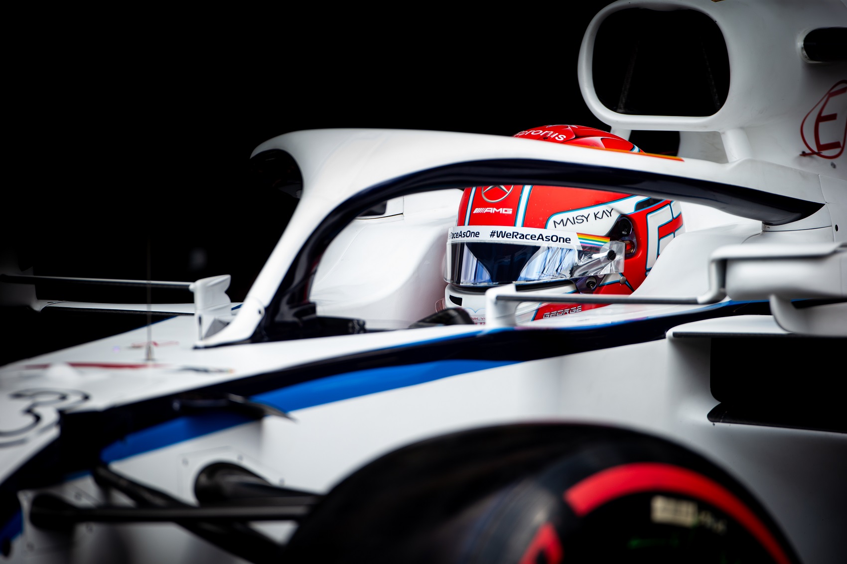 Russell: A péntekek törlése kaotikus lenne