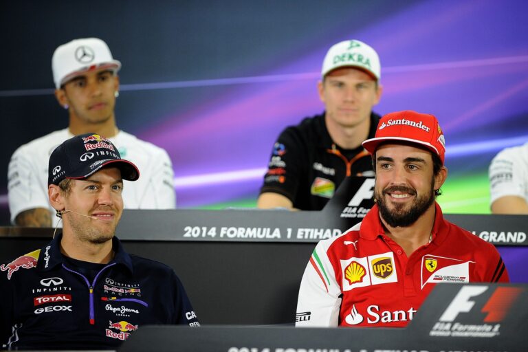 Alonso a Ferrarit vádolja: „Egyikőnknek sem volt megfelelő autónk”