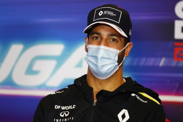 Daniel Ricciardo, Renault, racingline