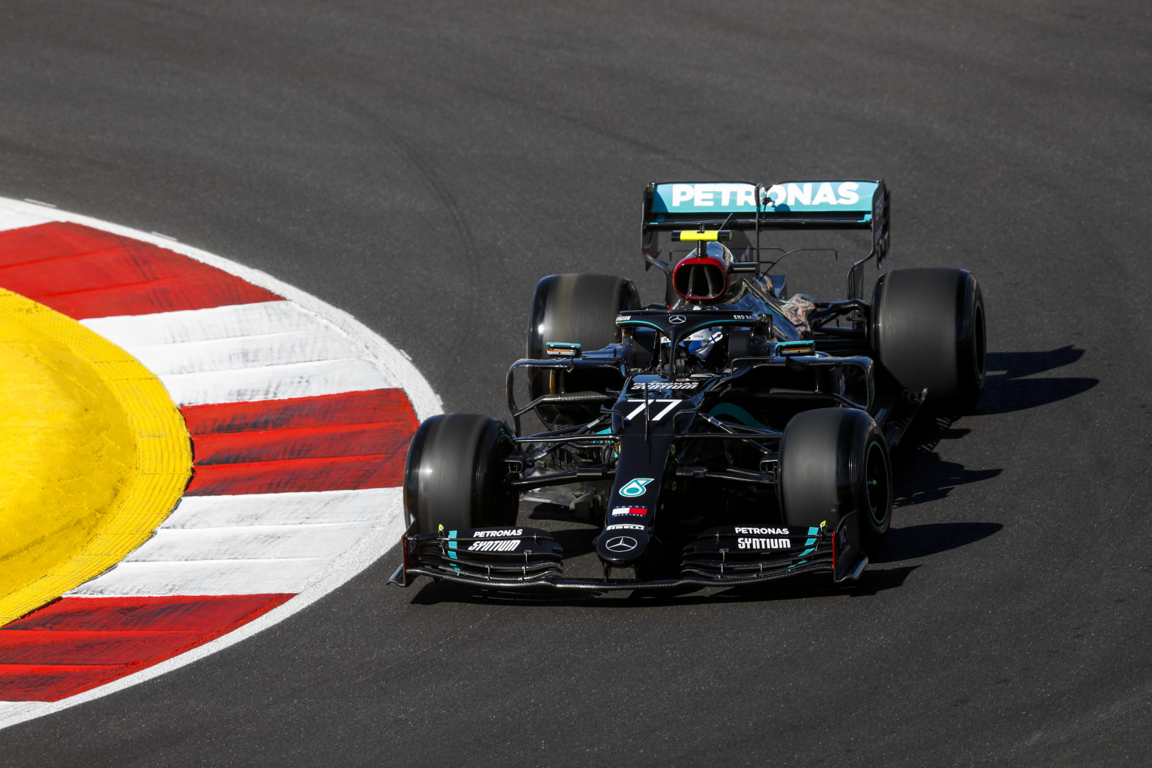 Bottas nyerte a Portugál Nagydíj harmadik szabadedzését