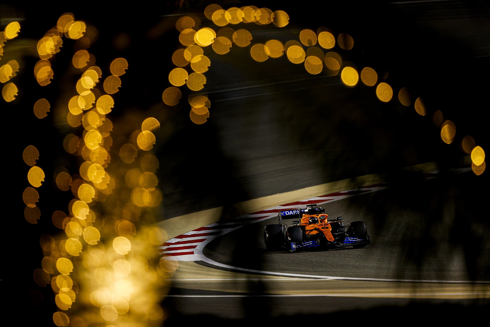 Sainz bosszús az eltörött féktárcsa miatt