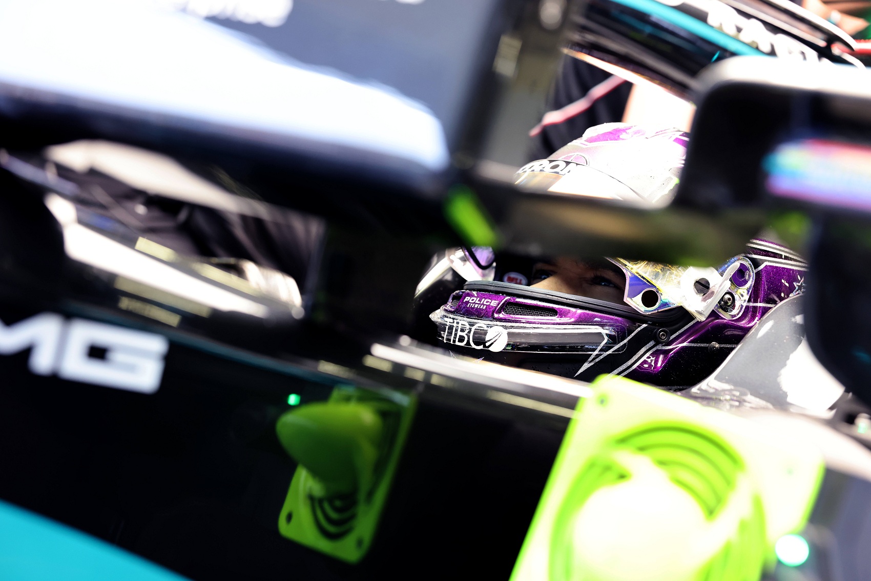 Bahreini Nagydíj: Lewis Hamilton volt a leggyorsabb az első edzésen