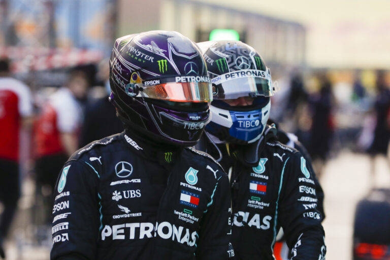 Hamilton, Bottas, racingline