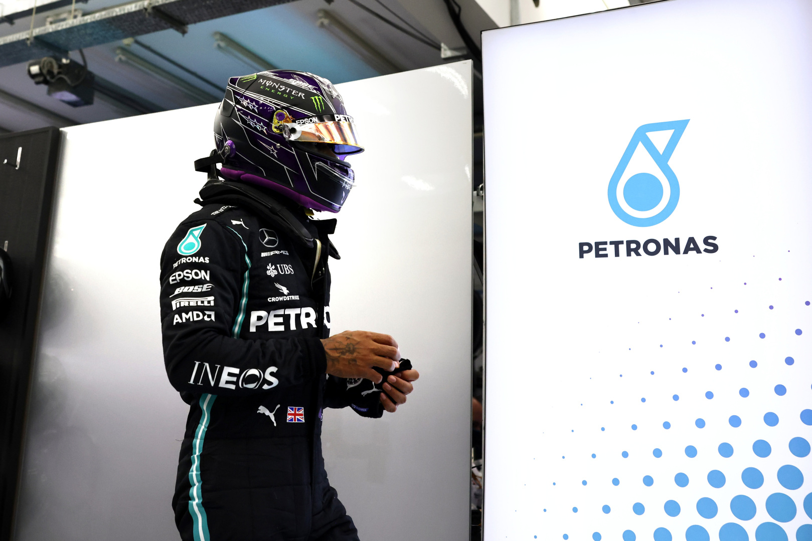 Hamilton sisakján már hét csillag szerepel