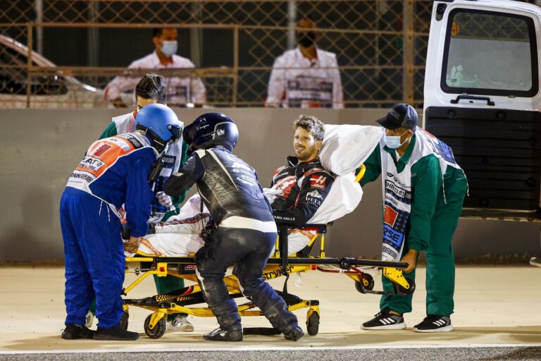 Sokkoló fotók: Így néz most ki Grosjean szétégett autója, a horrorbaleset után