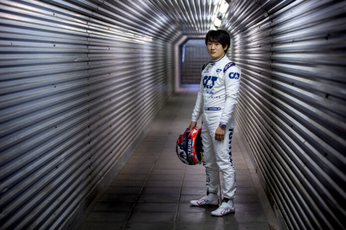 Tsunoda, racingline