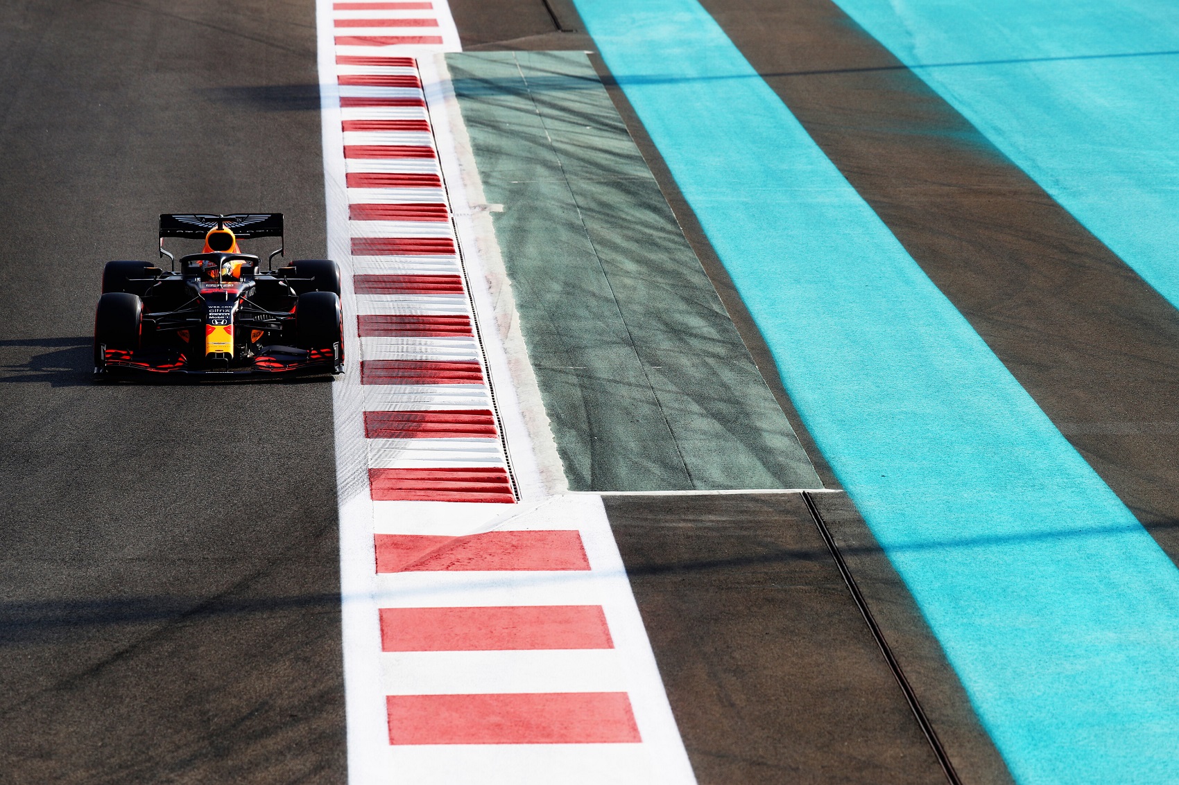 Verstappen a pole-ban Abu Dhabiban