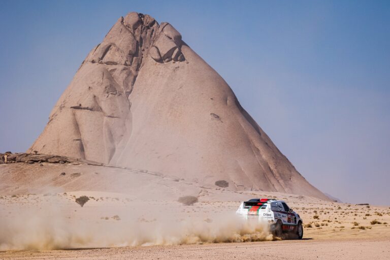 Opel Dakar Team: Gyors, trükkös…