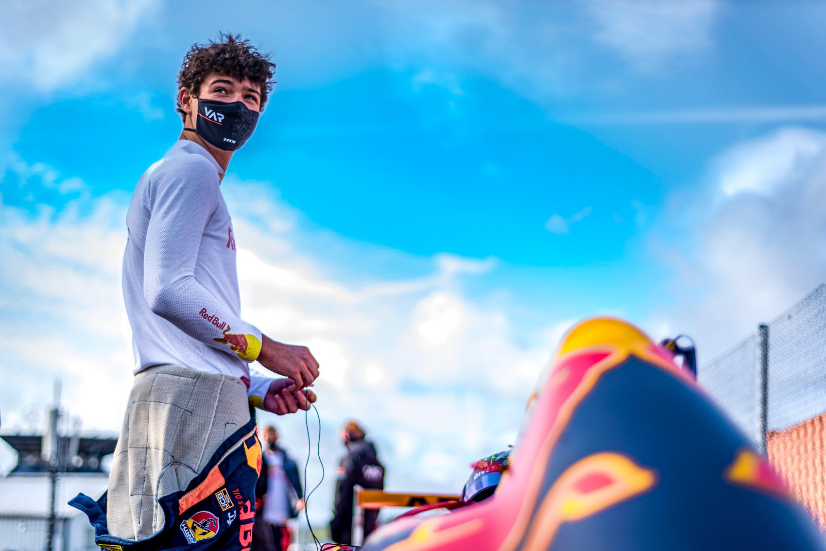 A Red Bull további két versenyzőjét ülteti be az F3-as mezőnybe