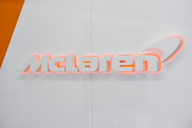 3 konstrukciót mutat be egyszerre a McLaren februárban