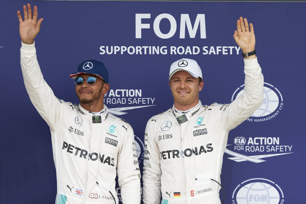 Rosberg, Hamilton, racingline