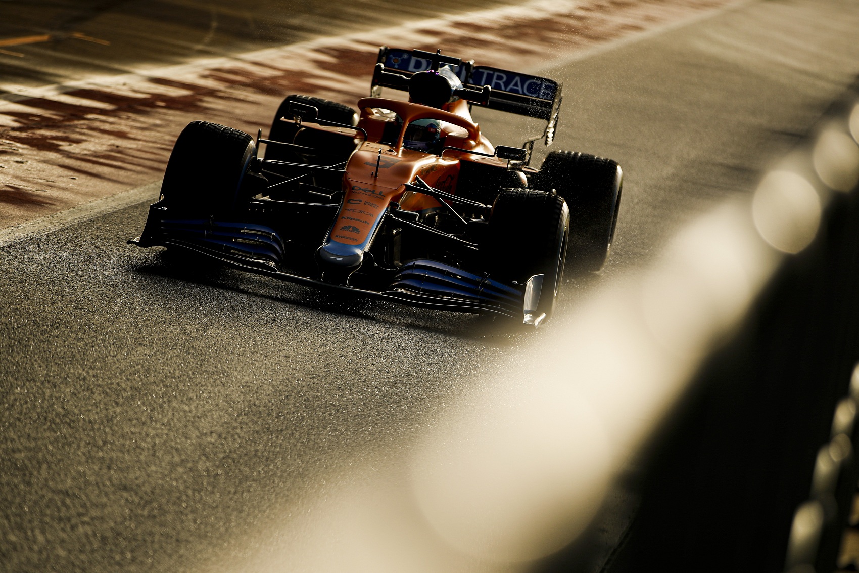 Ricciardo kezdheti meg a „táncot” a McLarennél a szezon előtti teszten
