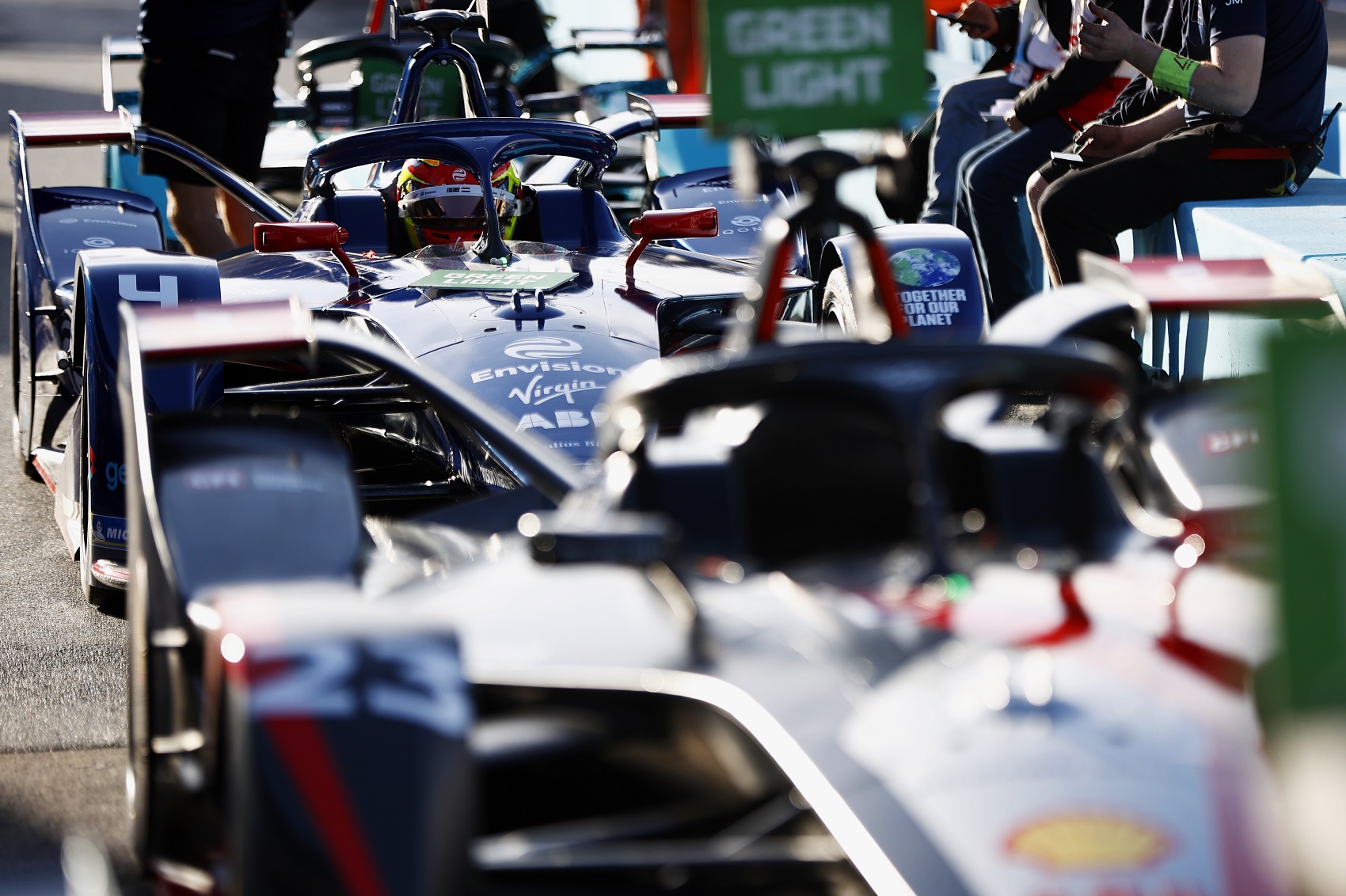 Újabb bizarr Formula E baleset történt Rómában is