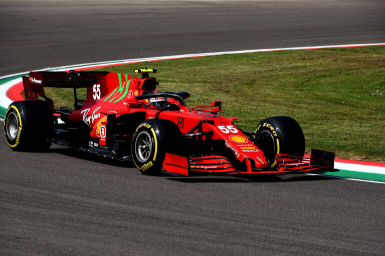 Privát teszten vett részt a Ferrari Imolában