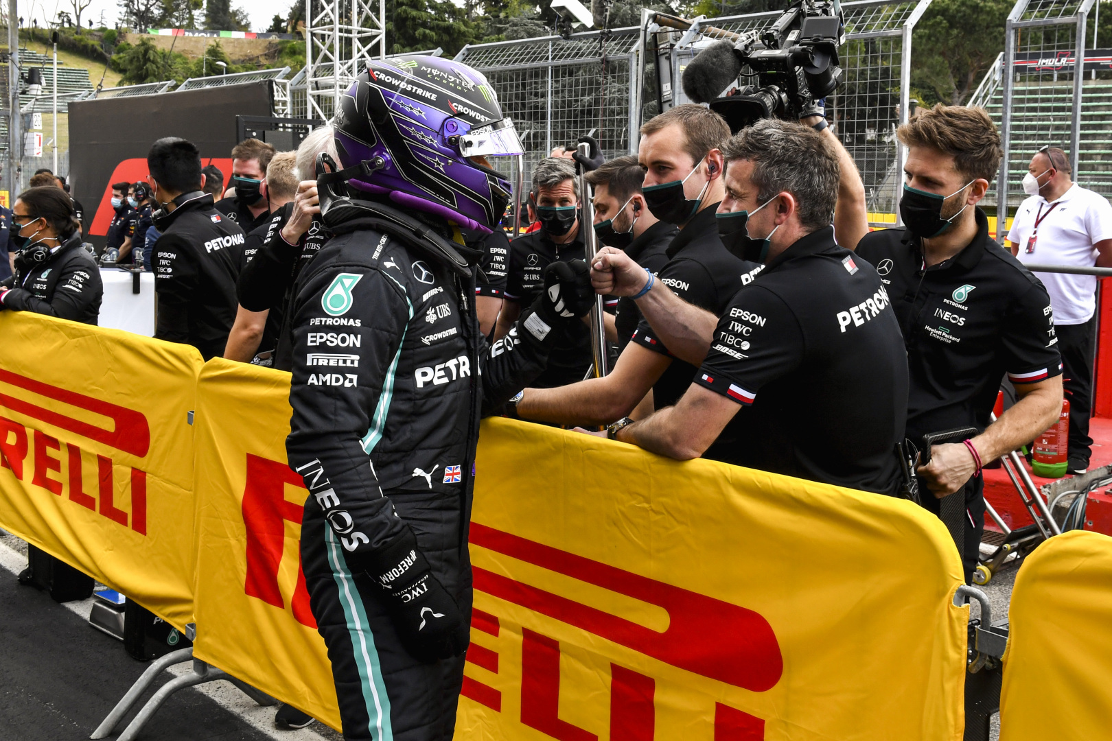 Wolff: Hamilton megmentette a versenyünket a felzárkózásával