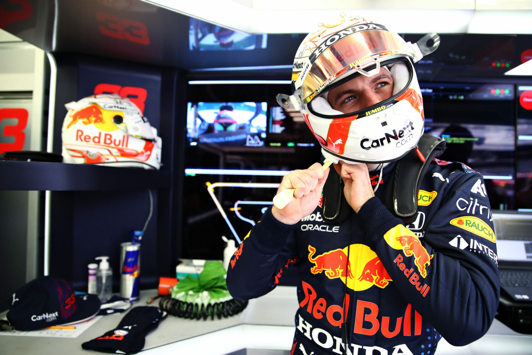 Verstappen edzője több időt tölt vele, mint a feleségével