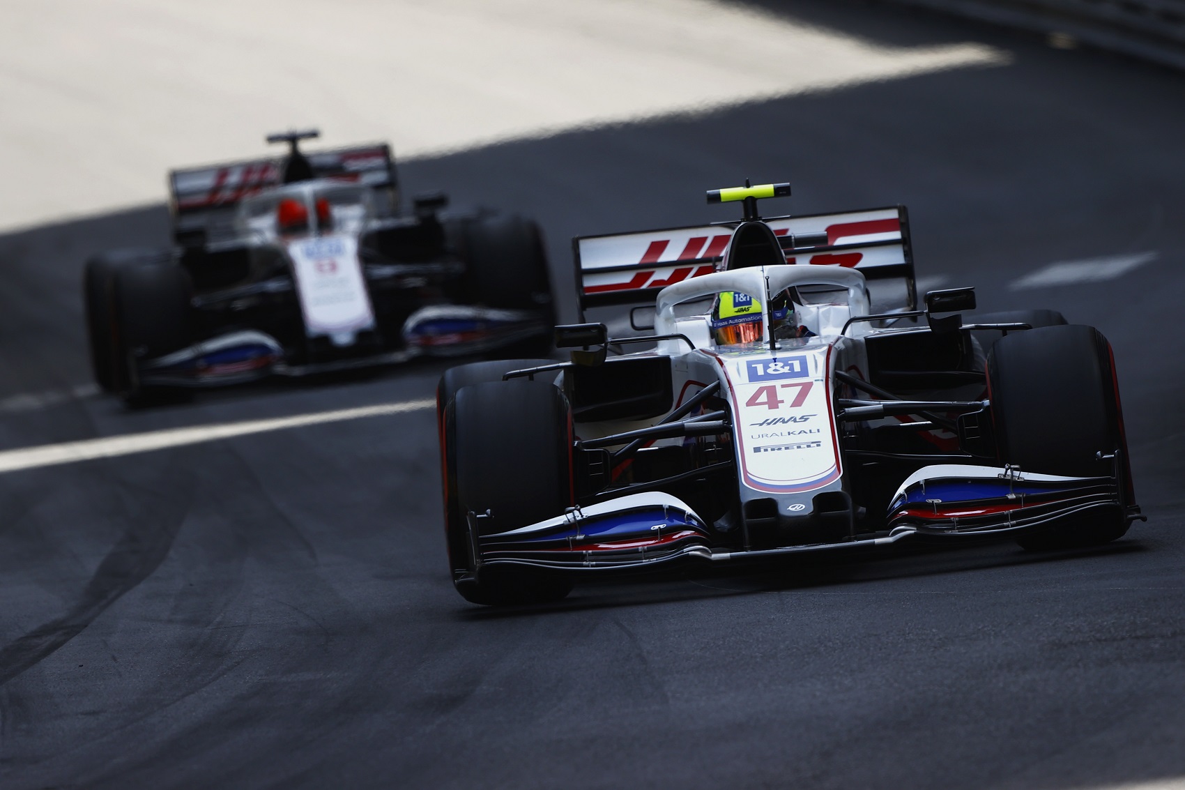 Mazepin inkább nem kakaskodott Schumacherrel a verseny elején