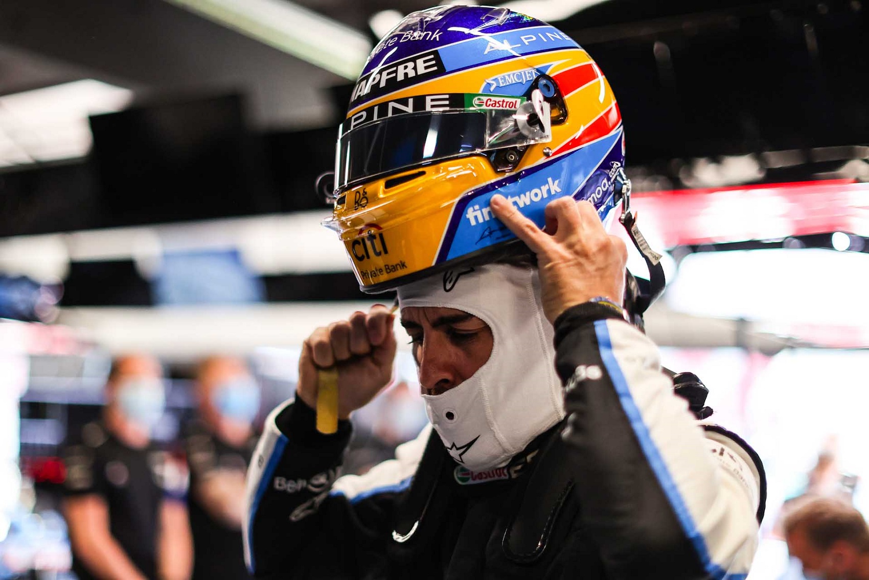 Fernando Alonso valódi vezető lett az Alpine csapatnál