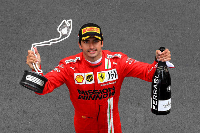 Carlos Sainz, Ferrari, racingline.hu