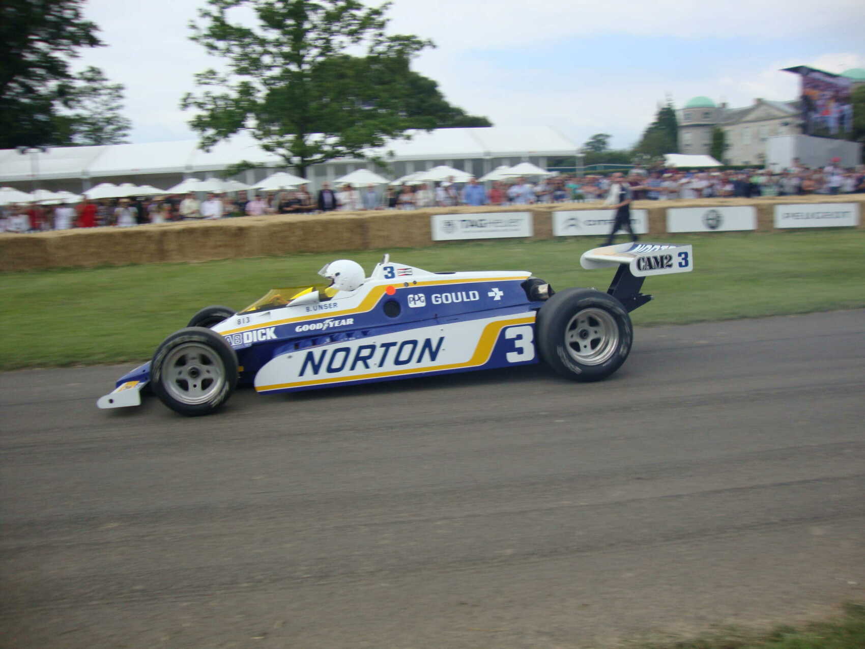 Elhunyt Bobby Unser, a háromszoros Indy500 győztes