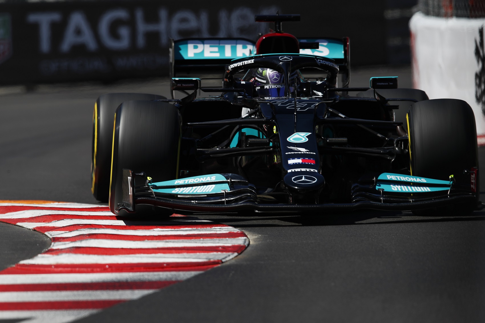 Hamilton: Az F1 2022-es szabályzása komoly visszalépés