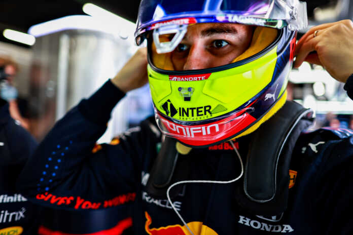 Pérez, racingline